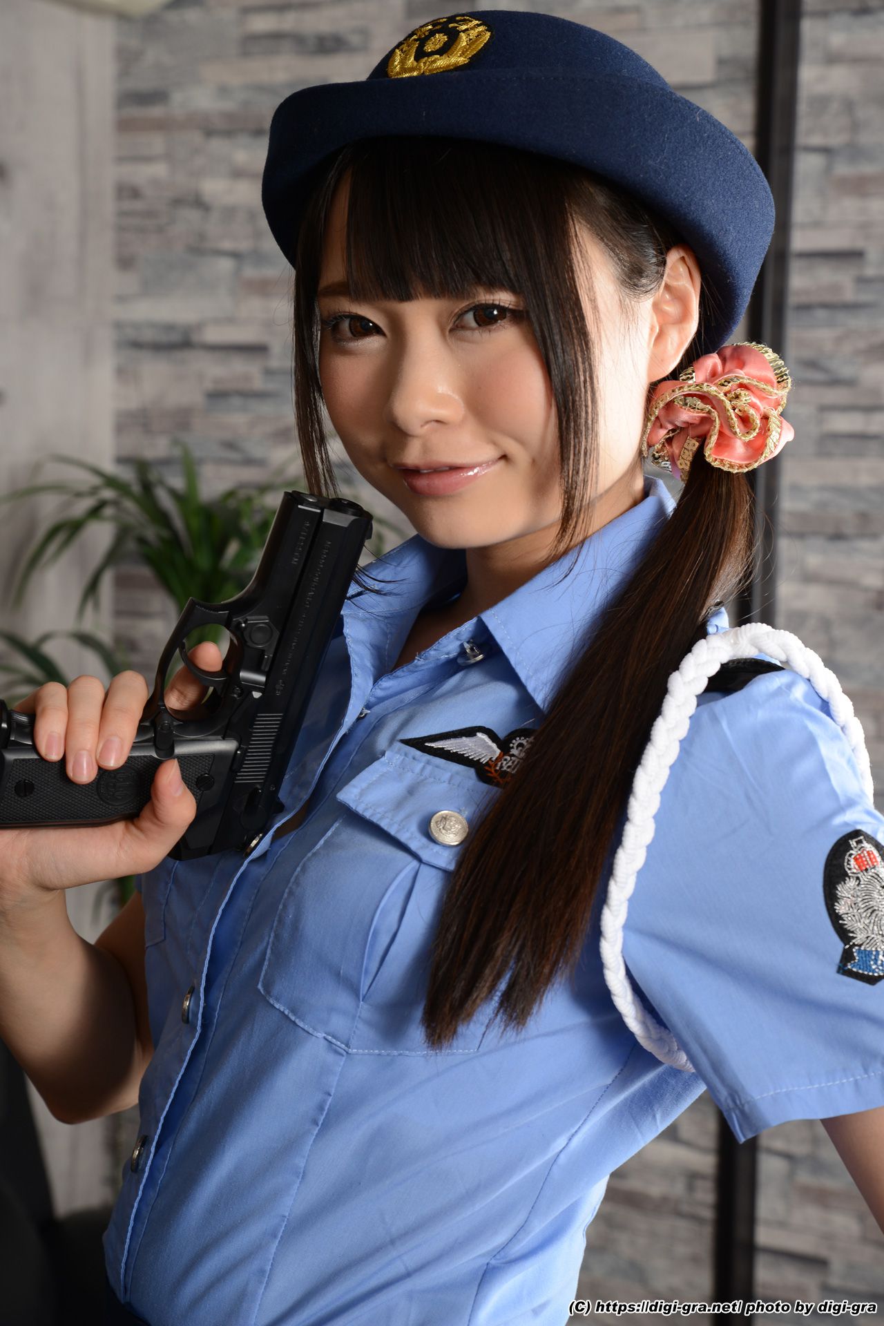 夏芽爱莉 第1页 No.3852ac