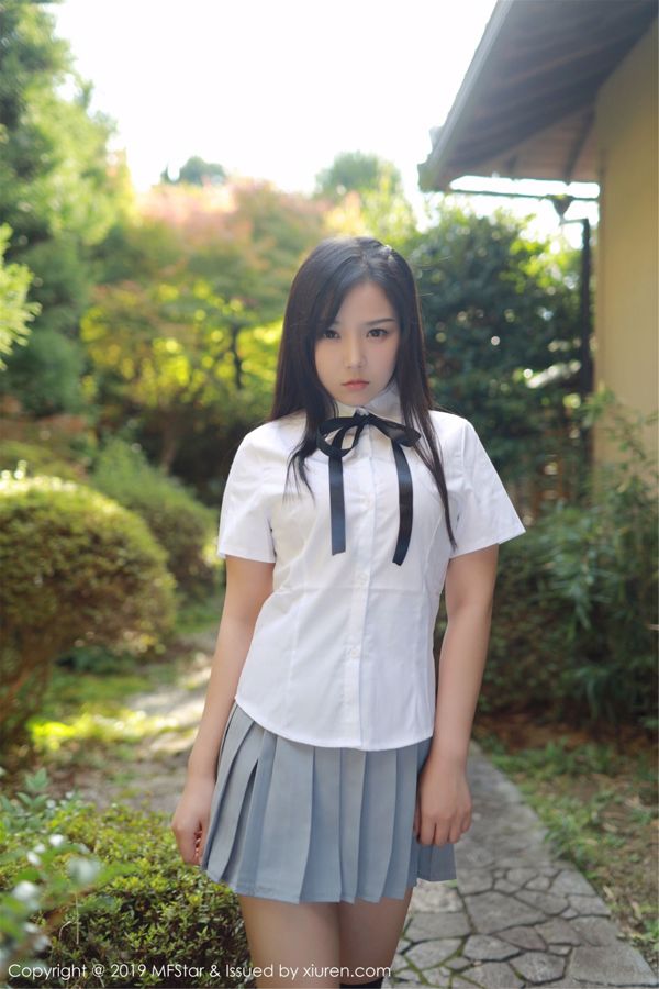 Xu Weiwei "Pure School Flowers in the Sun" [Model College MFStar] Vol.193