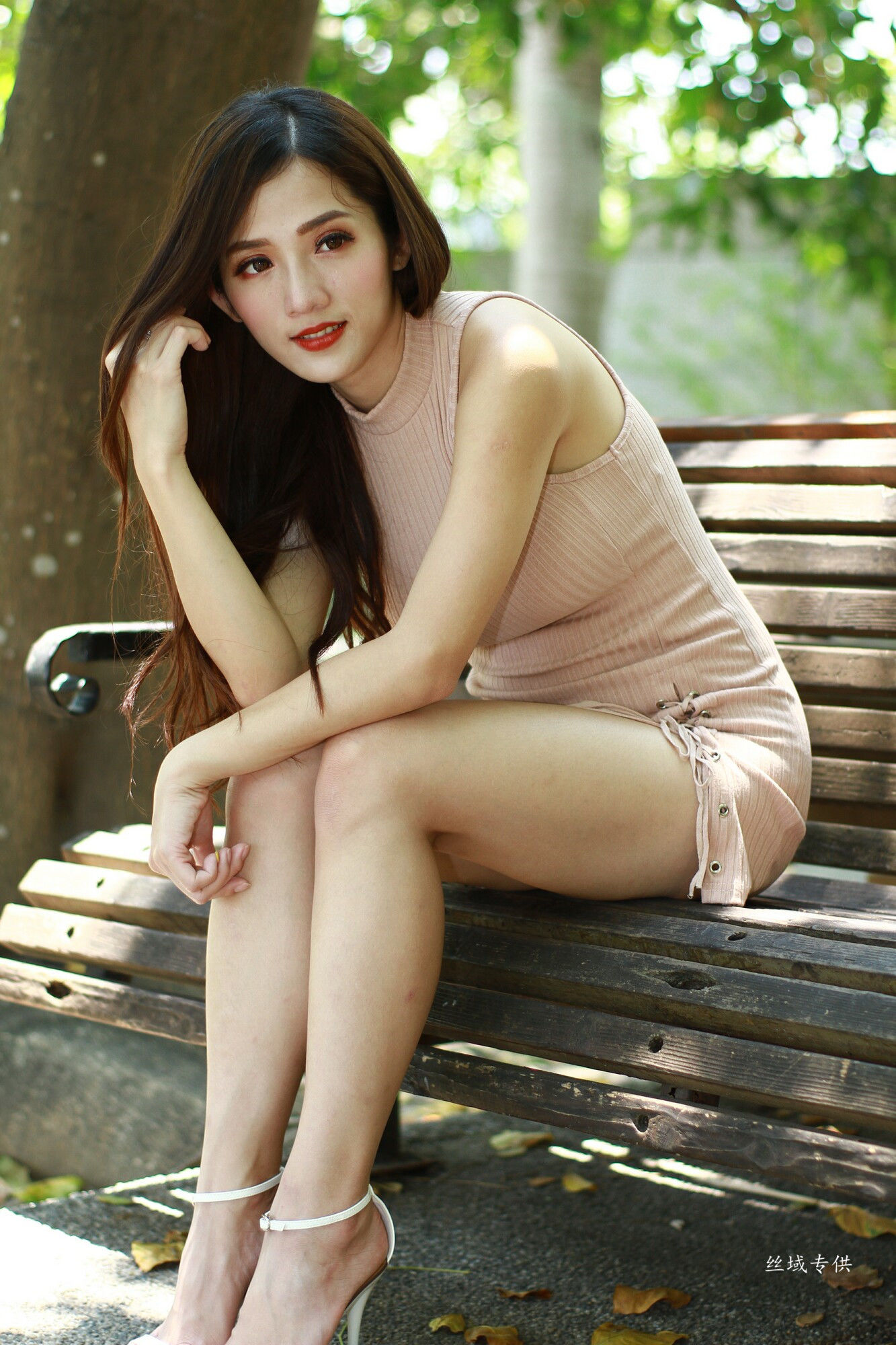 [台湾正妹] Go Go 高雄美術館 第24頁 No.96e41e
